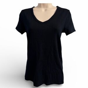 GAP MODERN TEE BLACK NWT
